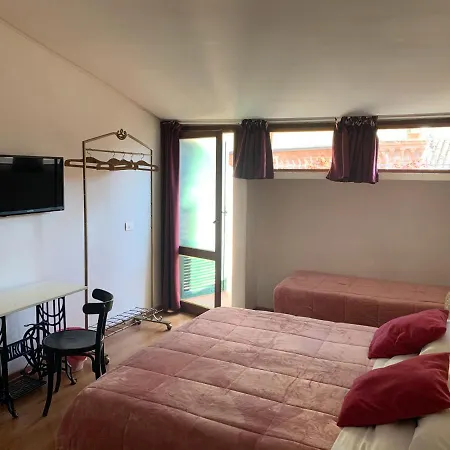 Arco Polinori Vendégház Foligno