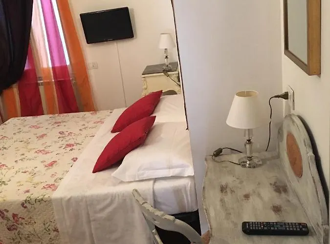 Arco Polinori Penzion