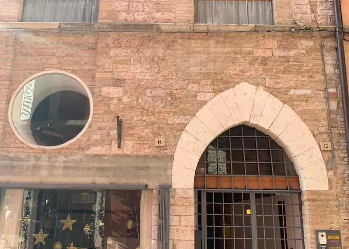 Arco Polinori Casa de hóspedes 4*